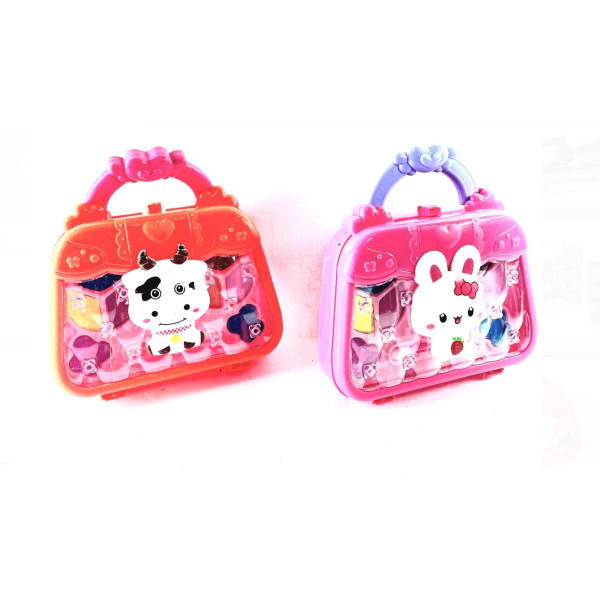 gentuta-cosmetice-600x600 Set gentuta cosmetica pentru fetite - imagine 1