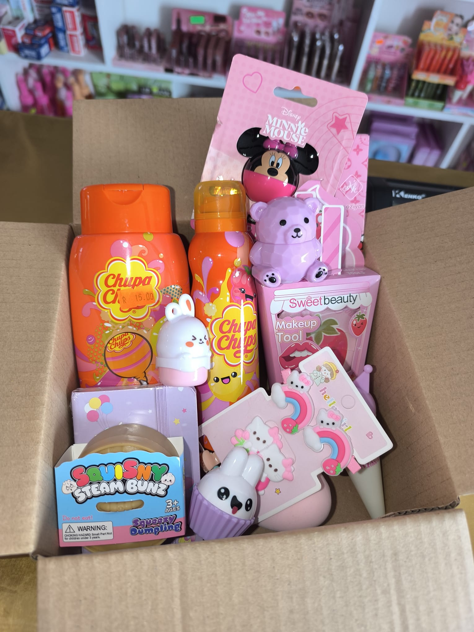 WhatsApp Image 2026-07-08 at 15.51.30 Nikii Kids Box-Cutia surpriza pentru fetite - imagine 1