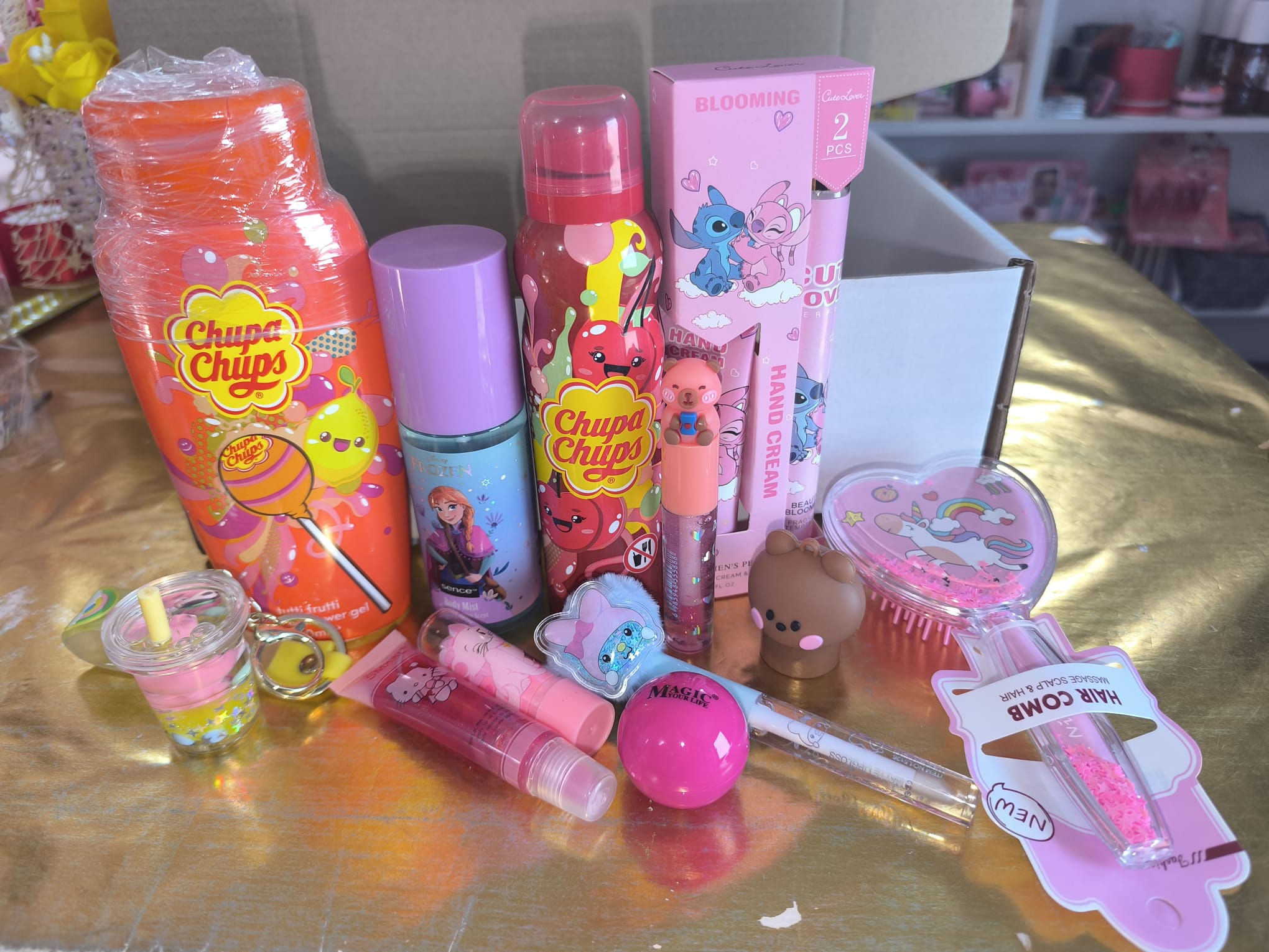 WhatsApp Image 2026-08-17 at 18.29.32 Nikii Kids Box-Cadoul perfect pentru o fetita - imagine 1